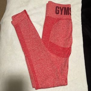 RED GYMSHARK LEGGINGS